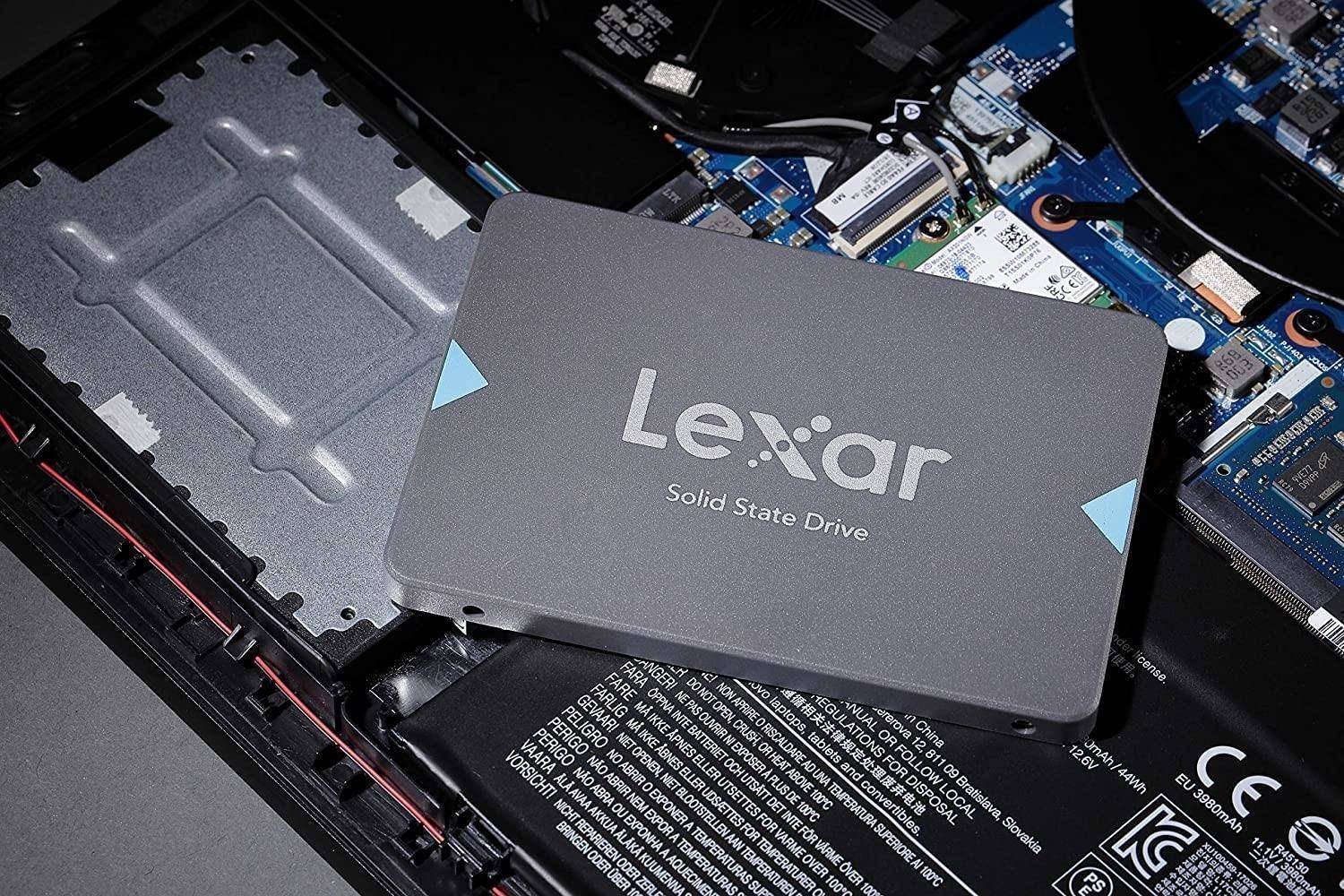 Lexar NS100 2.5” SATA III (6Gb/s) Internal SSD, Sequential Read Speed Gray